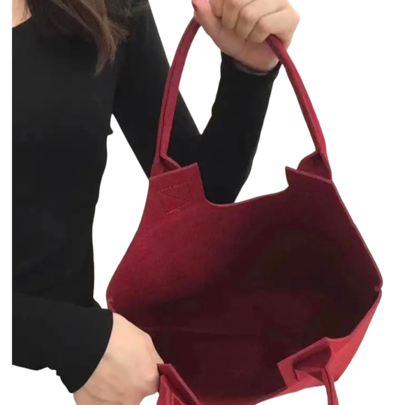 HELLO KITTY Roomy and Durable Tote Bag Available In Two Distinct Colors. NWT - Picture 5 of 8